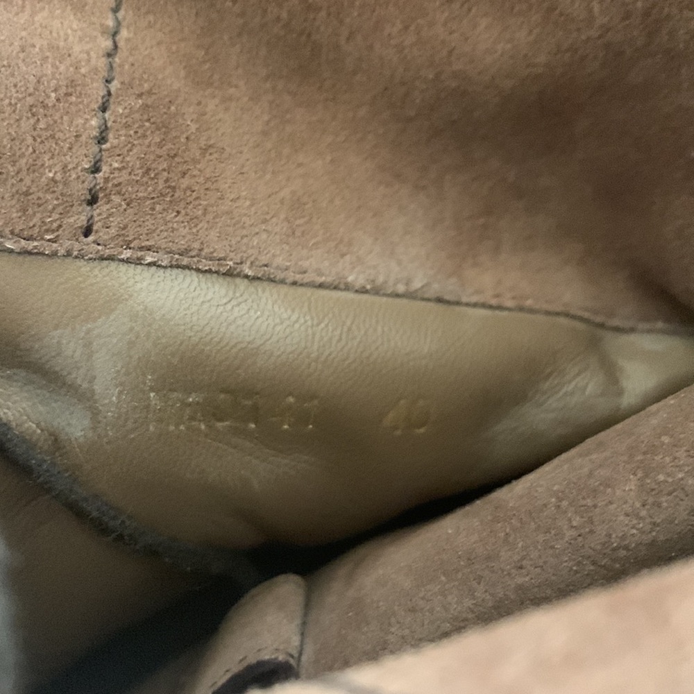 These Louis Vuitton boots are in mint condition!  Only worn once! - Picture 7 of 7
